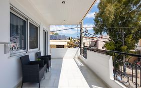 Boutique Studios Near Airport